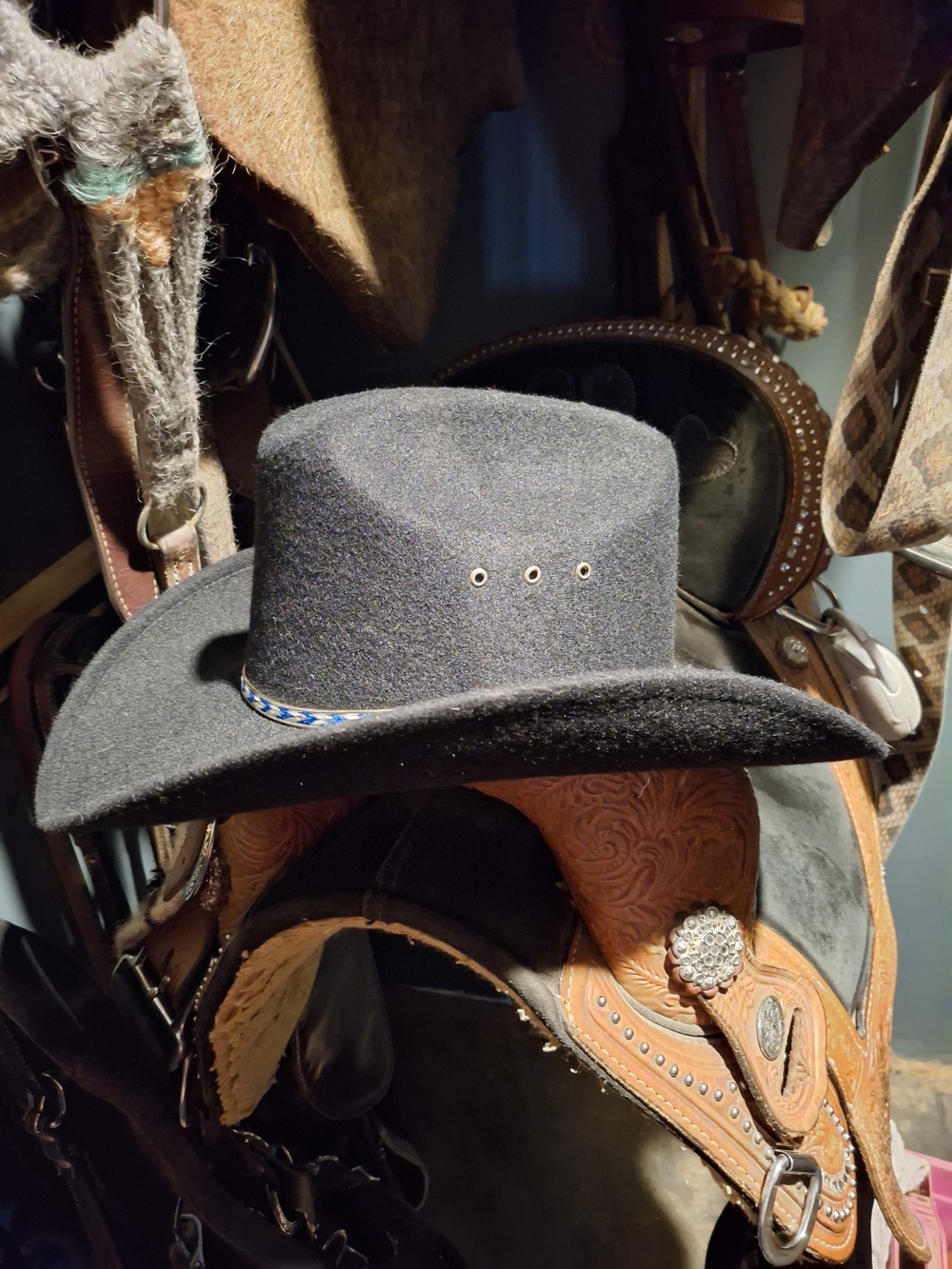 Wome's Black Wool Western Hat - Unbranded